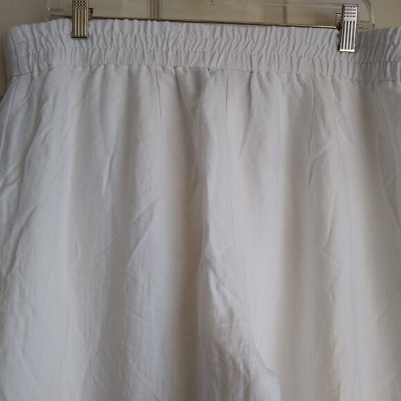 Travelers’ collection by chicos white pants - Picture 5 of 8